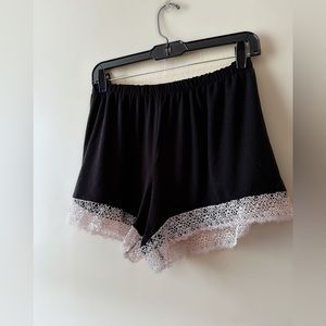 Pjs set by flora Nikrooz